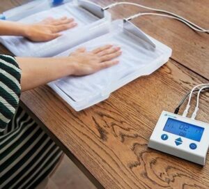 trị mồ hôi tay bằng điện ion